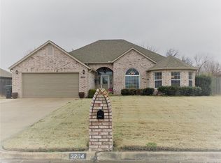 3204 Jeannie Ln, Muskogee, OK 74403