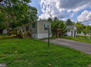 303 Poplar Ln, New Providence, PA 17560