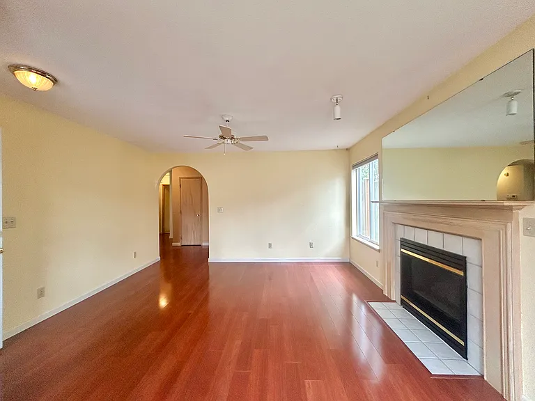 2617 Firland St SW — Photo 5