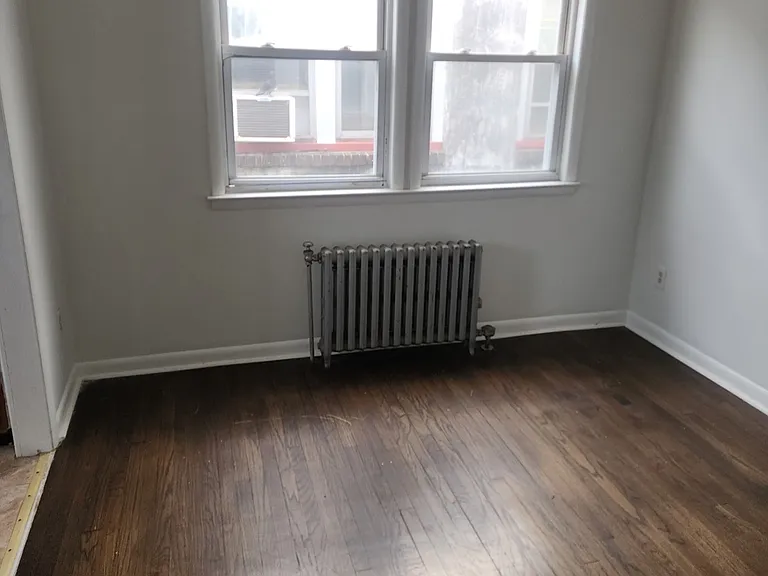 718 W Maple Ave — Photo 5