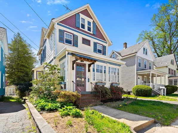 22 Booream Ave, Milltown, NJ 08850