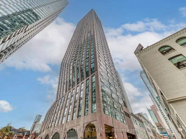 99 John St, Toronto, ON