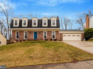 8705 Side Saddle Rd, Springfield, VA