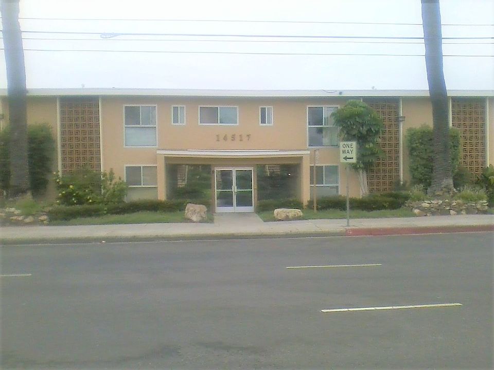 1st image of 14517 S Vermont Ave APT 15
