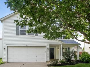 5692 N Jefferson Dr, McCordsville, IN 46055