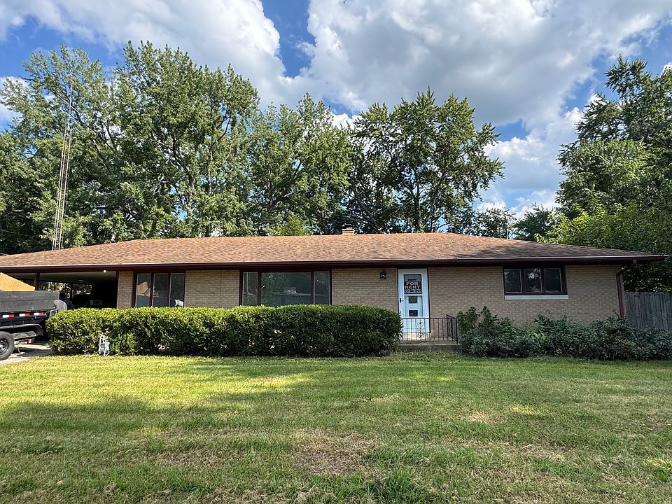 1st image of 2810 Maple St