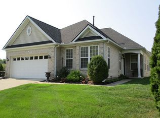 3650 Fairgrove Ln, Auburn Hills, MI 48326