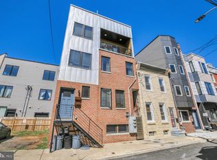 2302 Collins St, Philadelphia, PA 19125
