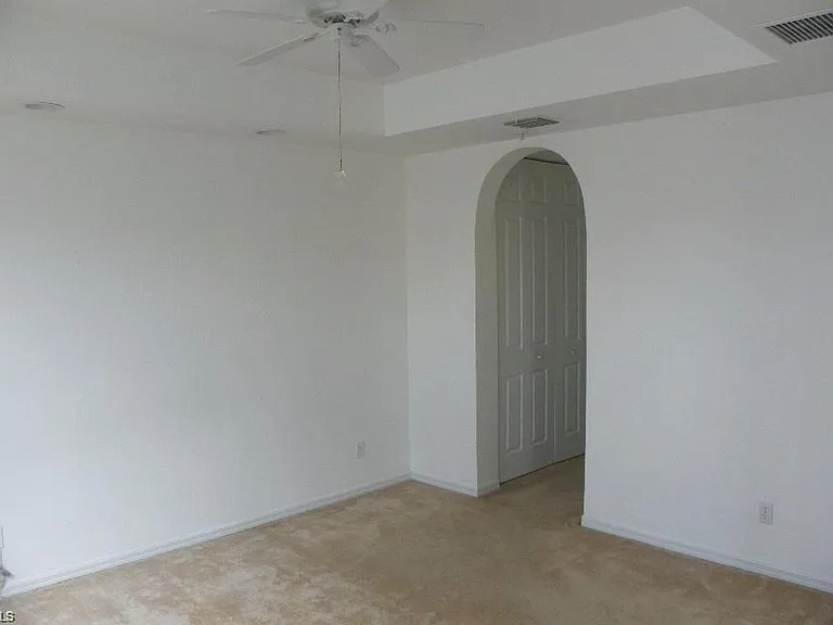 1400 Mariposa Cir #104 — Photo 11