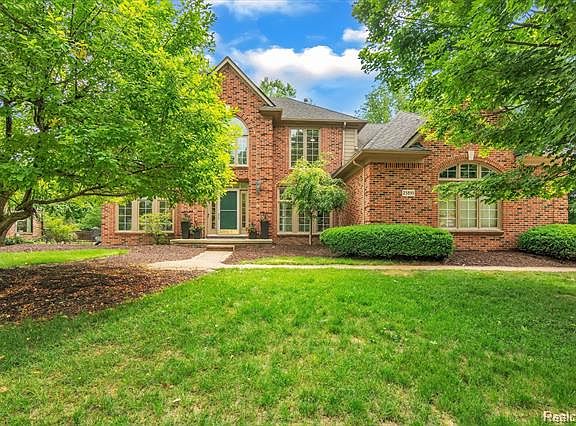 3rd image of 25895 Arcadia Dr