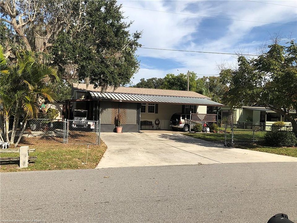 1st image of 17 Crepe Myrtle St