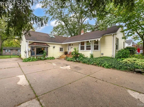 619 John M Ave, Clawson, MI 48017