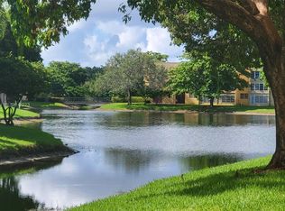 6051 NW 61st Ave APT 201, Tamarac, FL 33319