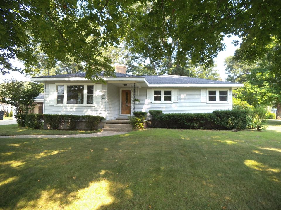 1st image of 4930 Elmwood St