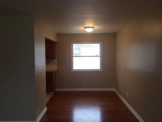 337 E Clearview Ave — Photo 3