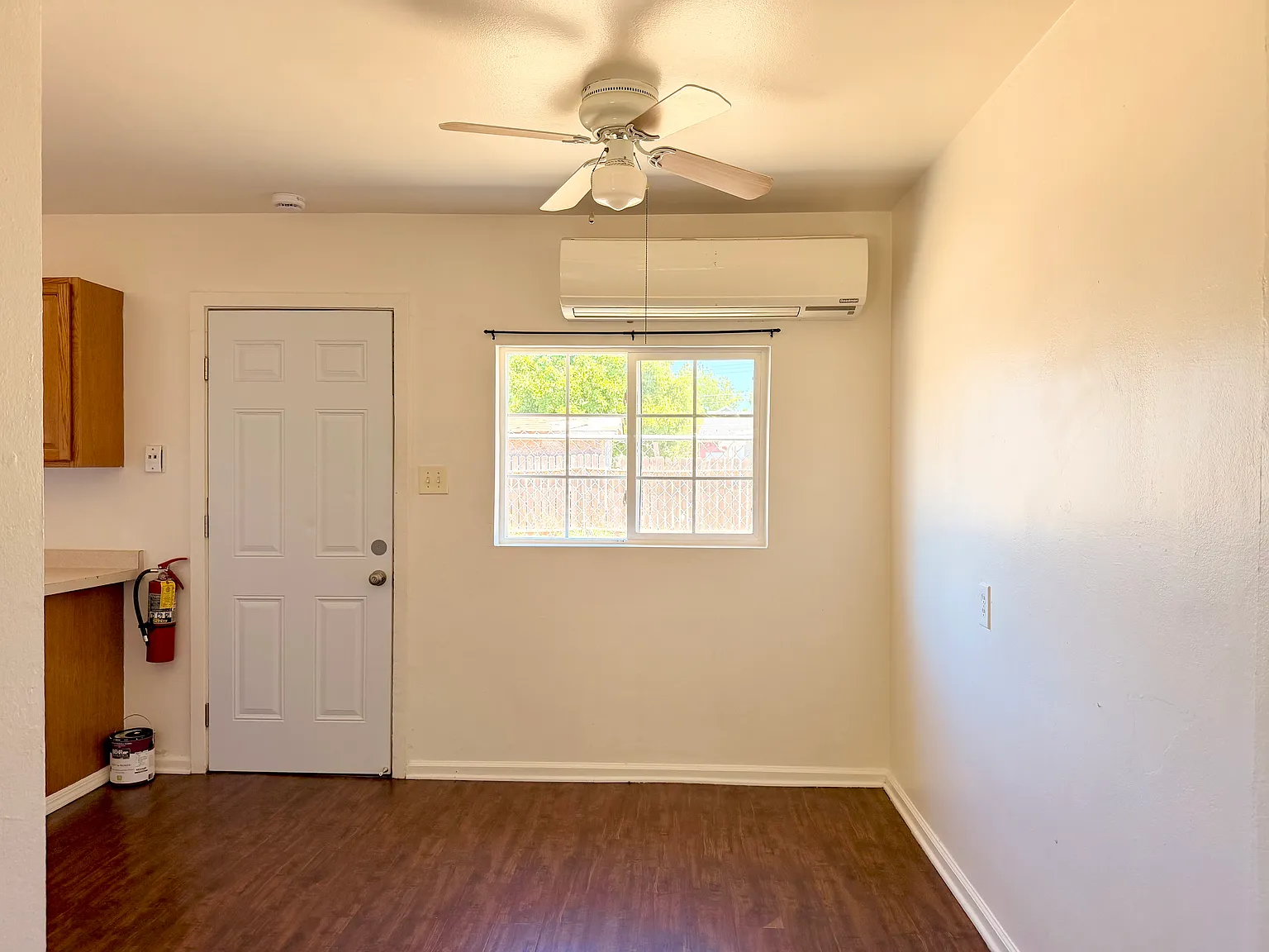 1 bed, 712 sqft, $1,300 — Photo 3