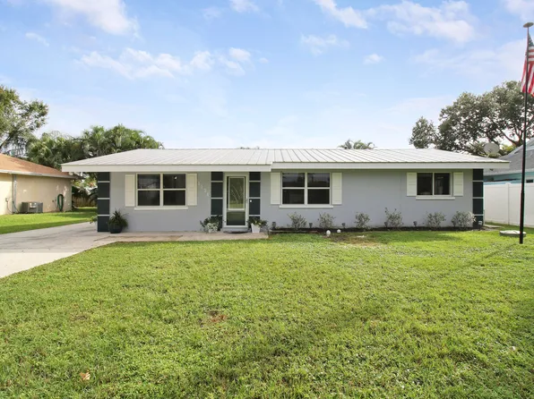 1134 NW 14th Street, Stuart, FL 34994