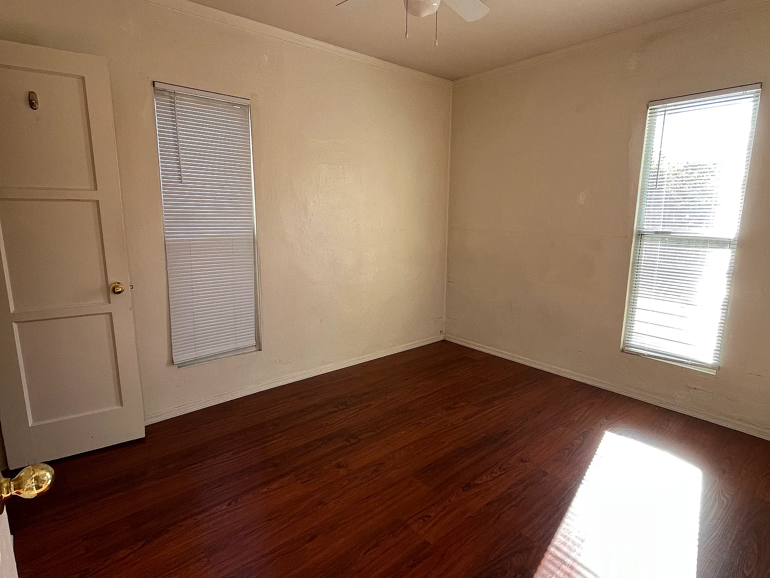 2 bed, 1043 sqft, $3,550 — Photo 4