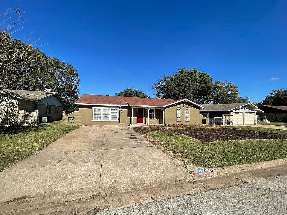 1st image of 620 Meadowcrest Dr