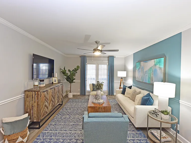 Spacious living room