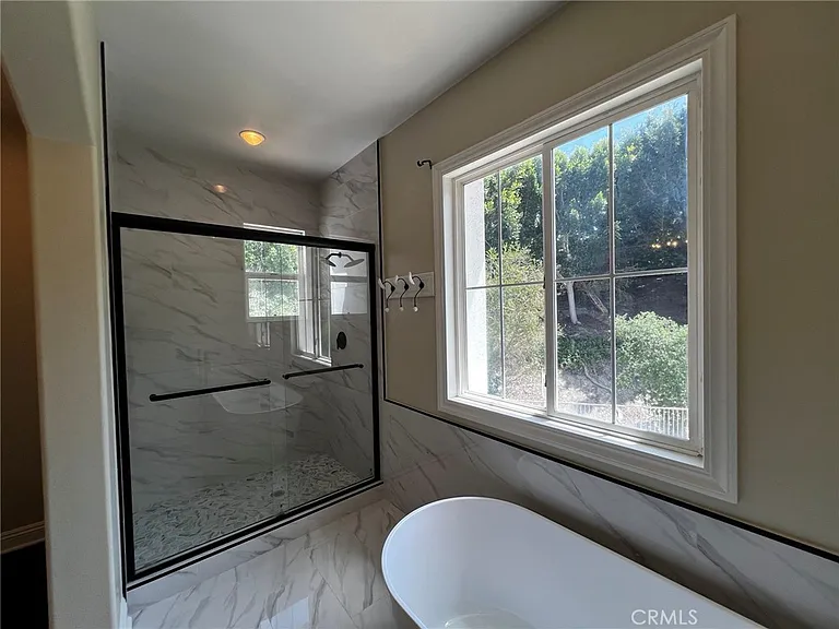 50 Lyon Rdg — Photo 19