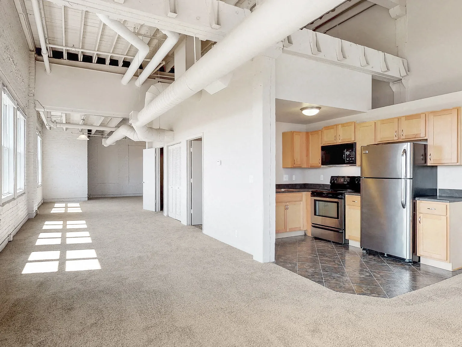 L15 Lofts — Photo 4
