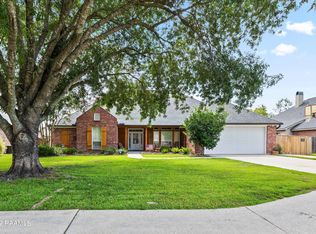 103 Springbrook Ln, Lafayette, LA 70506
