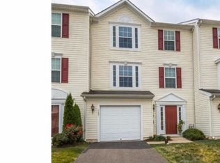 162 S Savanna Dr, Pottstown, PA 19465