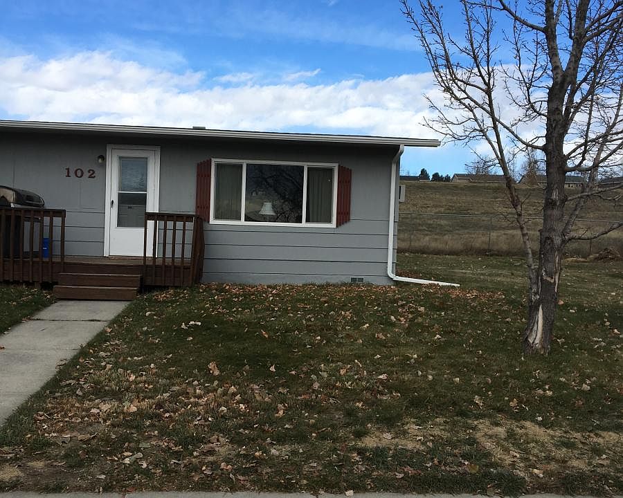 2nd image of 102 W Juniper Ln