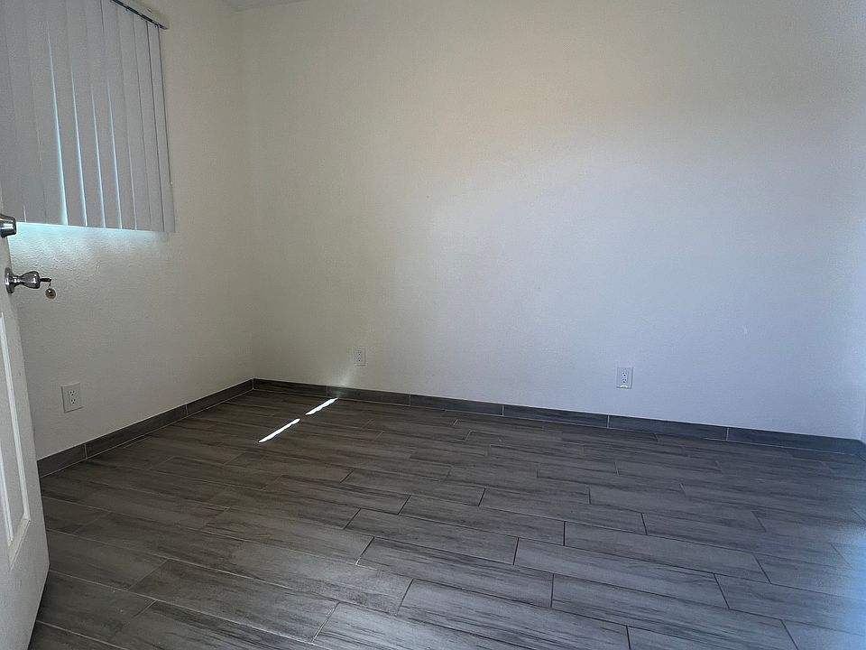1st image of 501 N Grand Ave #F