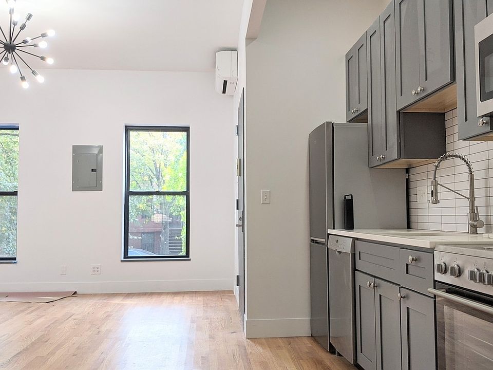1st image of 83 Clermont Ave #A
