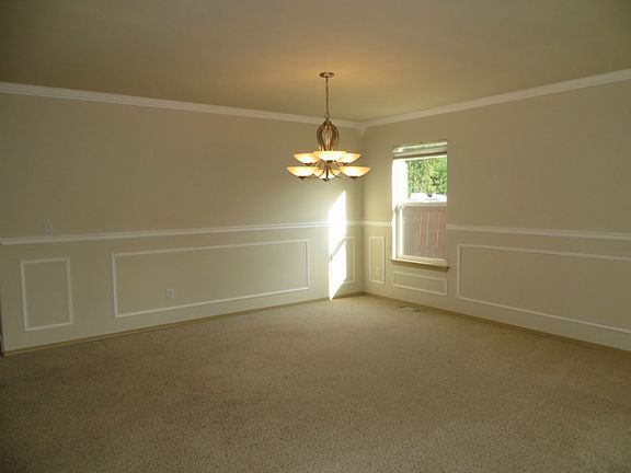 5th image of 10202 199th Ave E