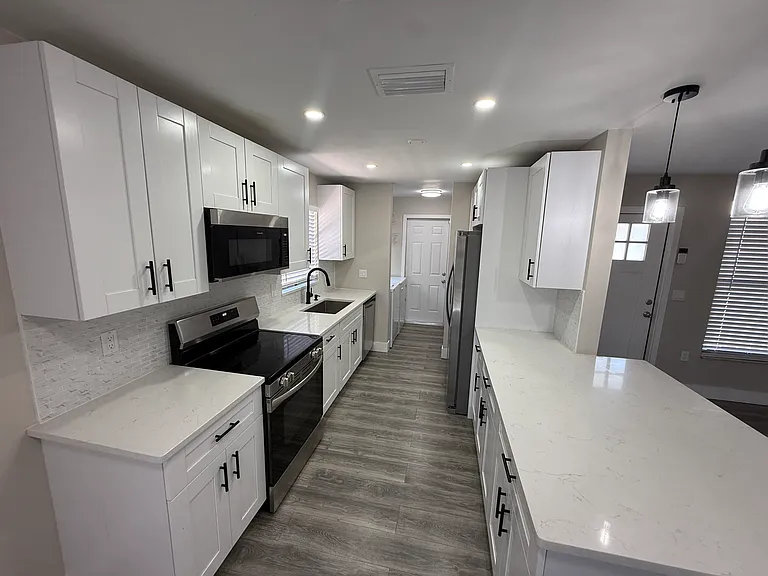 7502 Culver Ln — Photo 7