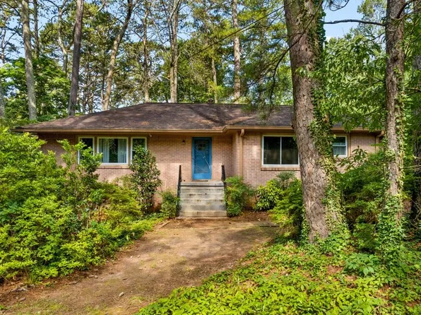 708 Densley Dr, Decatur, GA 30033