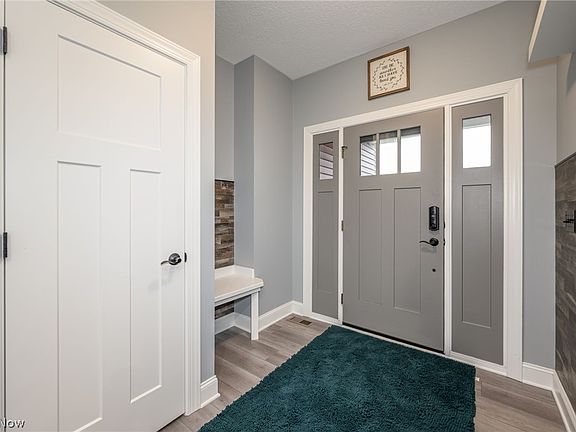 5th image of 341 Cherry Rdg