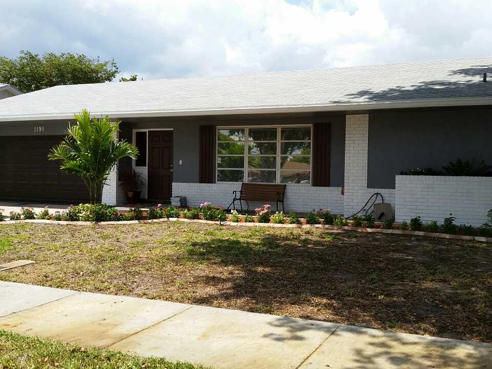 1st image of 1191 SW 25th Ave