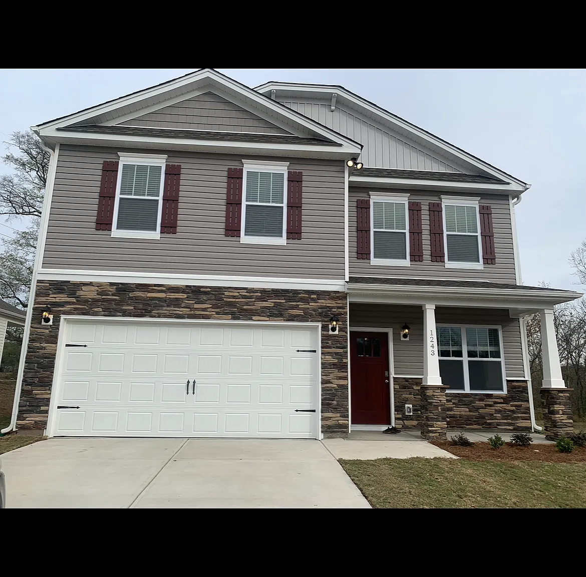 1243 Lynton Ln — Photo 1