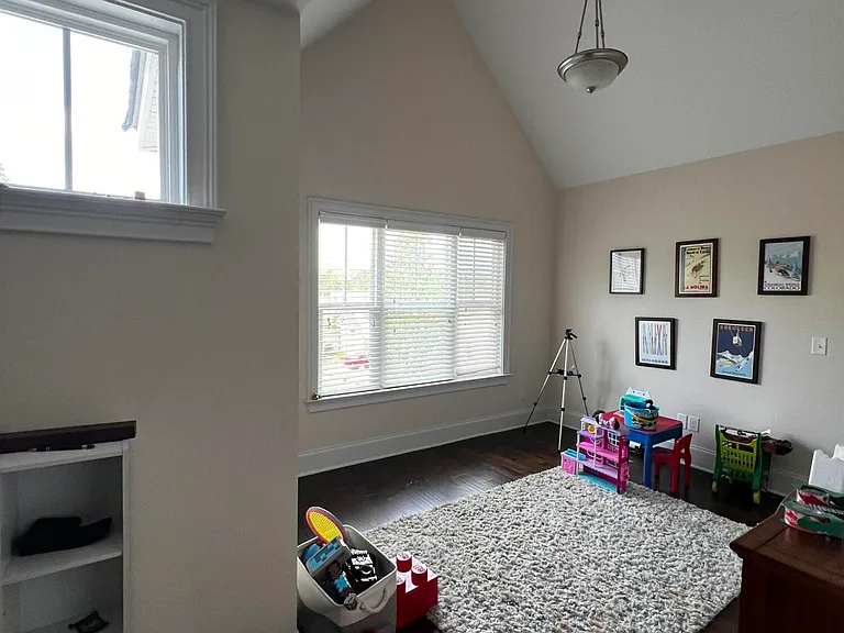 1729 Edenburg Way — Photo 3