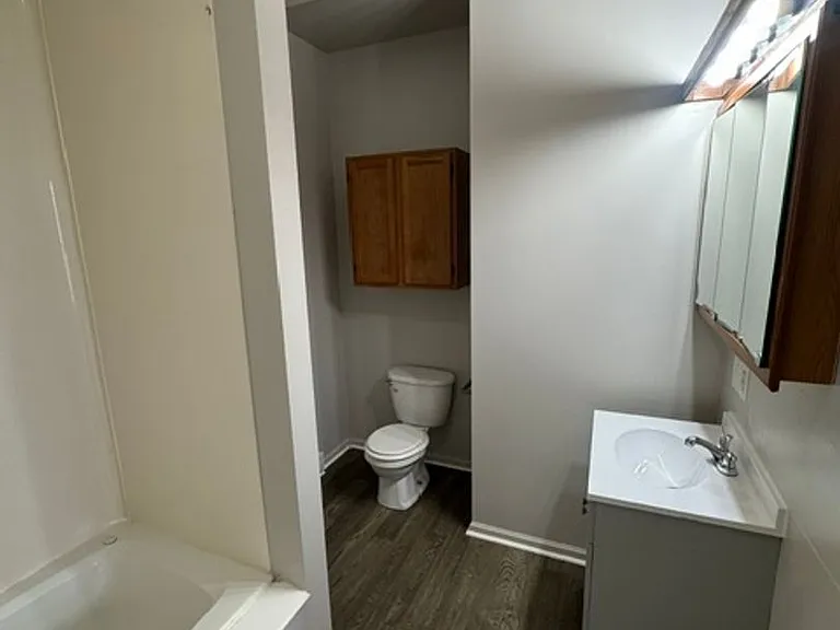 1610 Cass St — Photo 5