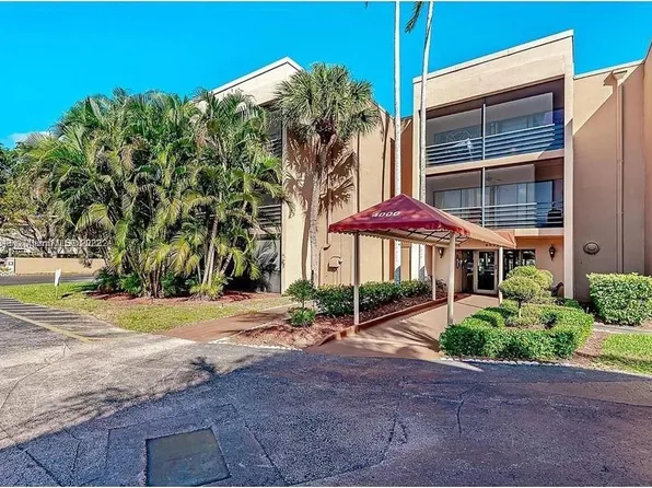 4000 N Hills Drive #7, Hollywood, FL 33021