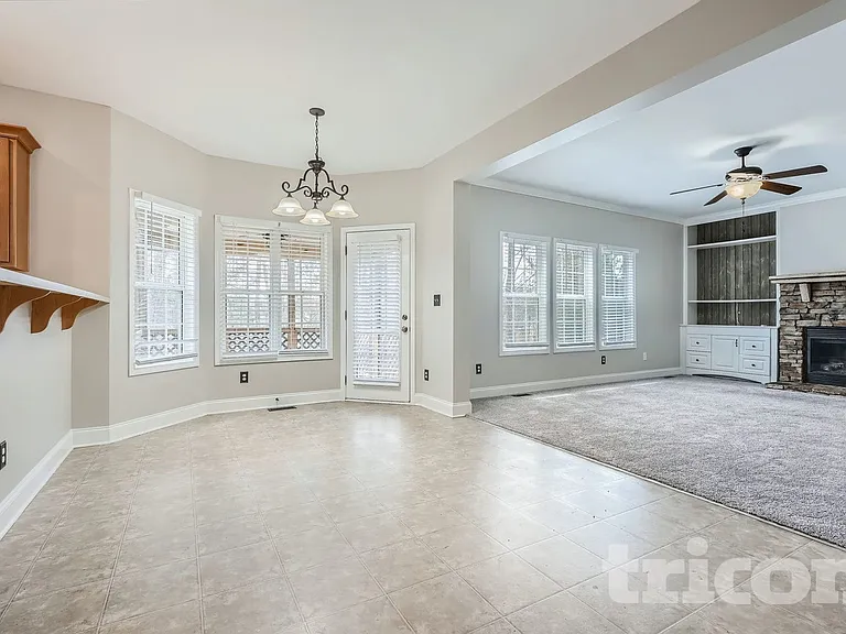 116 Arena Trl — Photo 19