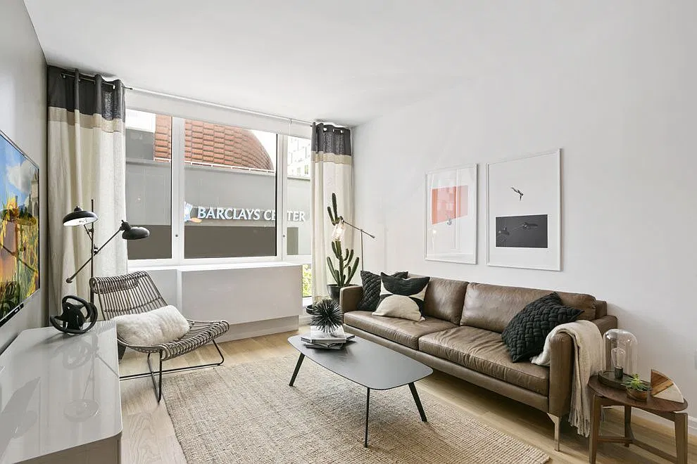 470 Dean Street — Photo 4