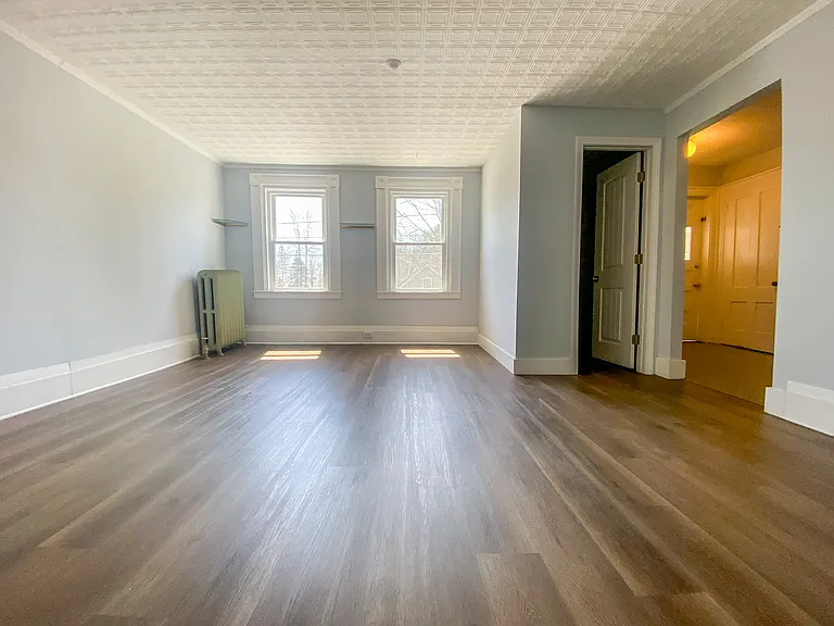 342 Main St #B — Photo 7