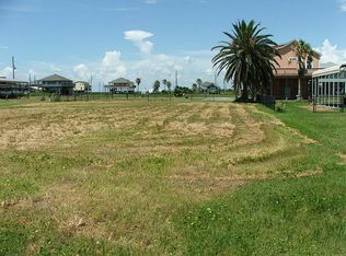 863 S Sage Rd, Crystal Beach, TX 77650