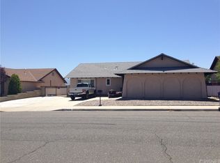 27454 Garza Dr, Santa Clarita, CA 91350