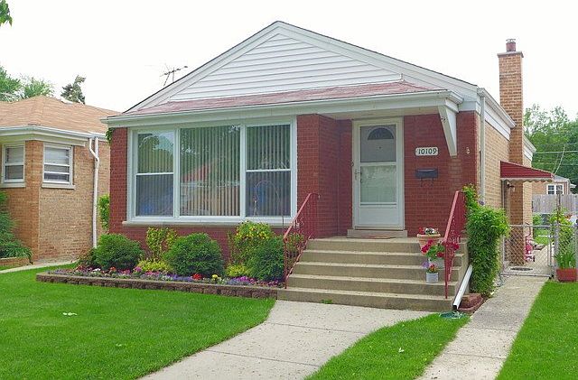 1st image of 10109 S Washtenaw Ave
