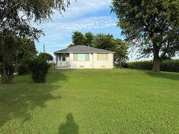 1376 Us Highway 45, Mattoon, IL 61938