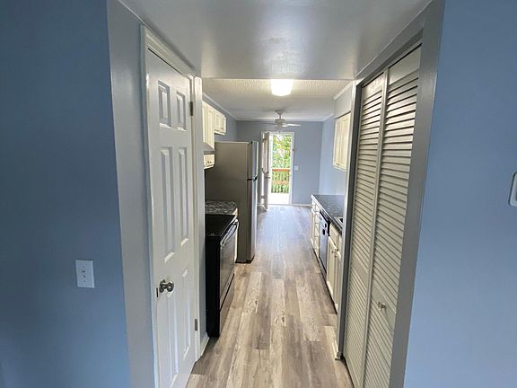5th image of 929 Coarsey Dr #929