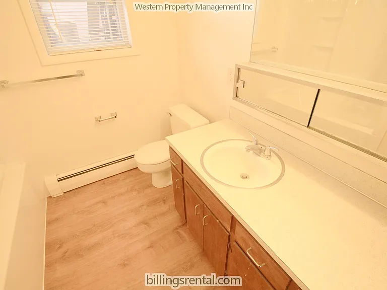 2316 Alderson Ave — Photo 8