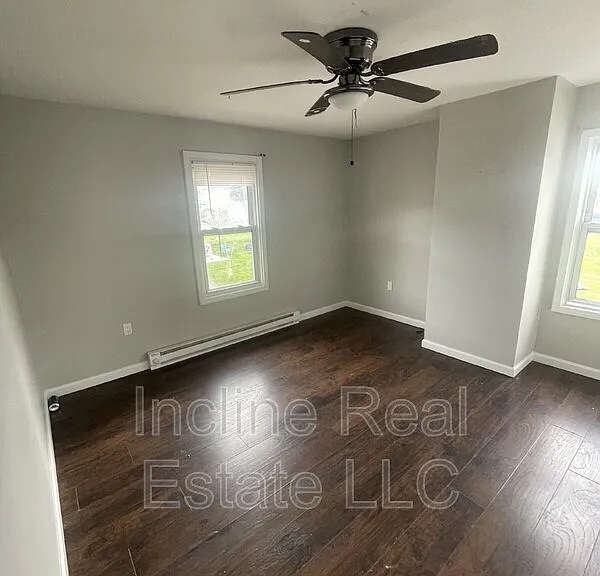124 S 13th St — Photo 8